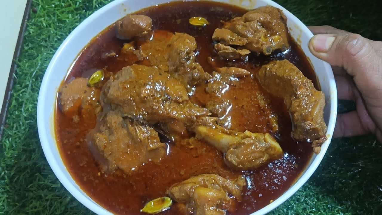 Village style desi chicken curry | up style spicy chicken korma | [चिकन बनाते समय दो सीक्रेट टिप्स]