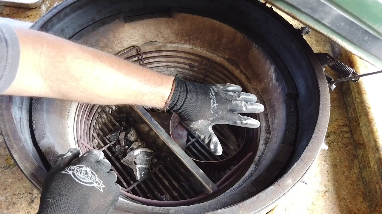 Kamato Joe Grate Set Up on a Big Green Egg