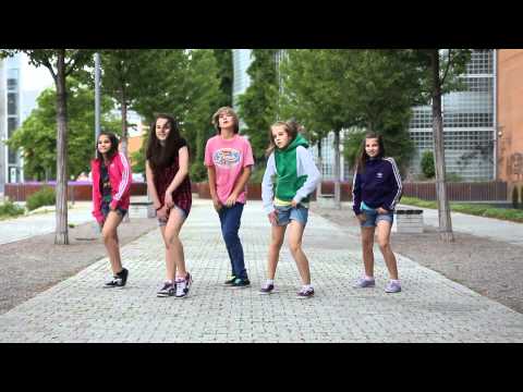 Kids dancing on the street  • Crew: First Class • Dance Show Video by Gammabit Films