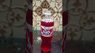 Trying Jahoda-Kiwi Fanta From Czech Republic, Prague..