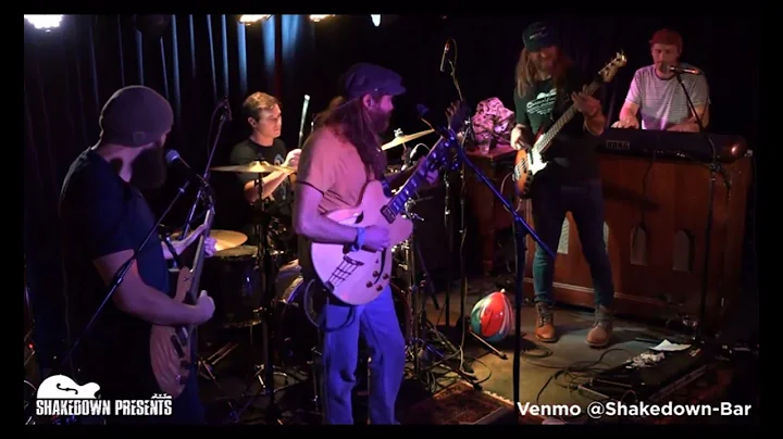 The Runaway Grooms - Feelin Like I Do - Live 10.1....
