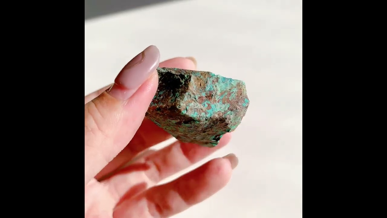 シャッタカイト 原石 | ブルー | Crystals by Purely