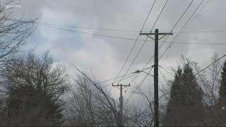 Thousands still without power and heat in Oregon