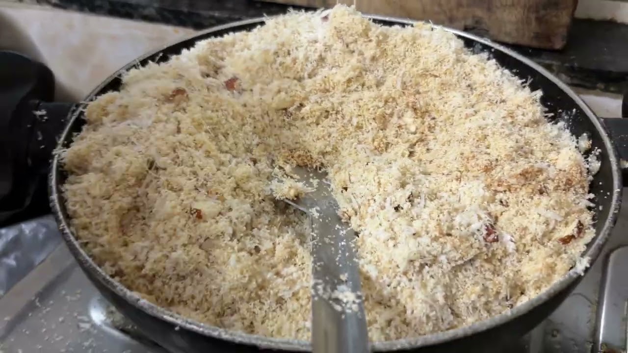 होळी स्पेशल रव्याचा शिंगोली (करांजी लाडू )