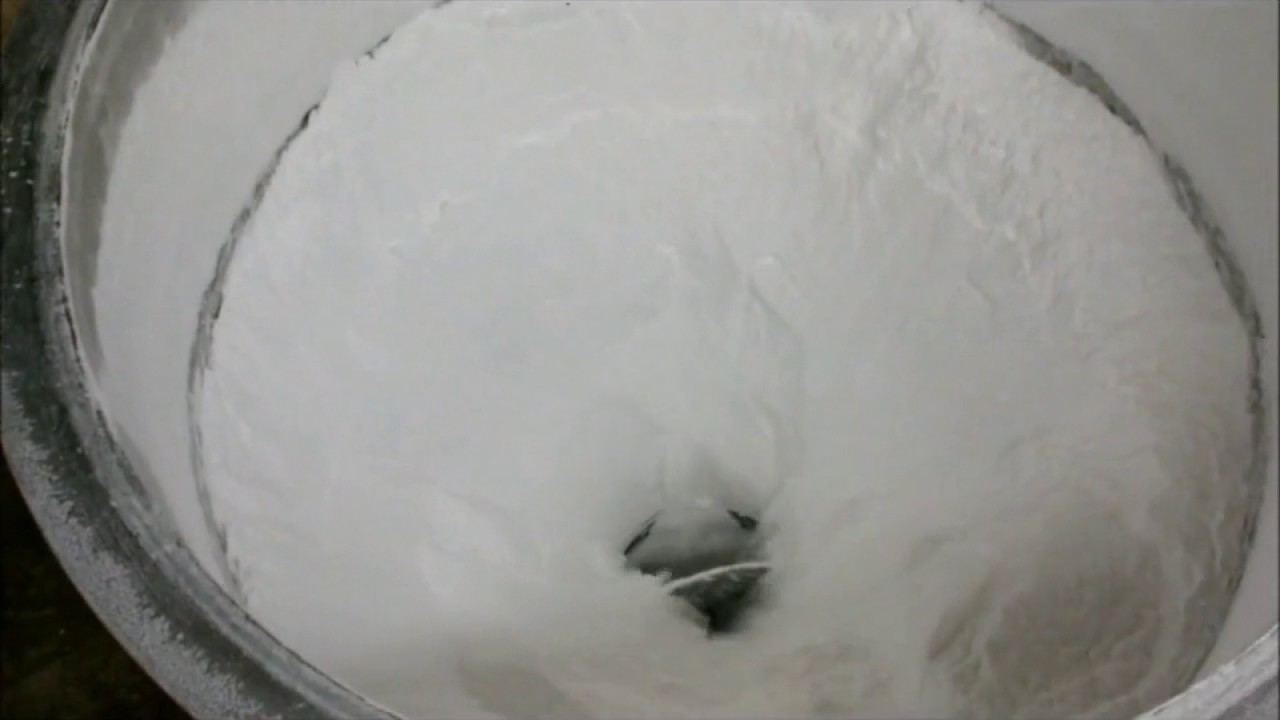 Udrożnianie przesypów oraz zsypów za pomocą ultradźwięków - Polimery