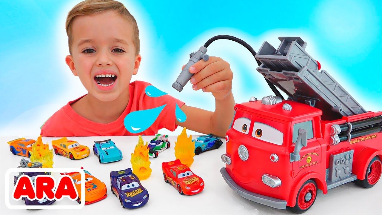 يلعب فلاد ونيكي مع ديزني كارز ويحتفلان بيوم لايتنينغ ماكوين