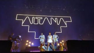 Aitana - Intro / Teléfono (Play Tour Sitges)