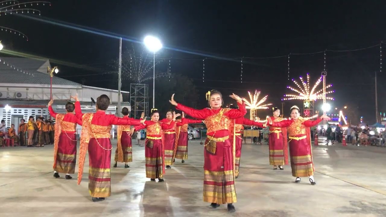 มโหรีอีสาน งานประจำปีปิดทองที่วัดบ้านเลือก อโพธาราม