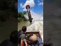 Insane Giant Arapaima Smash Boat POV! 🐟🚤광폭 초거대 아라파이마 보트 충돌 POV! 🐟🚤狂暴 超巨大アラパイマ 船激突 POV!🐟🚤 #shorts