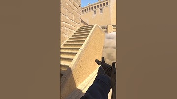 Unbelievable Triple Kill in CS2 on Mirage - Must Watch!