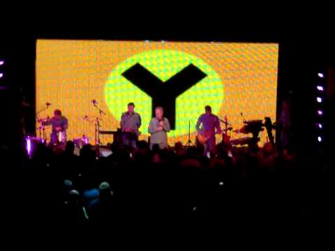 DEVO - Fresh - Indianapolis - July 26, 2010