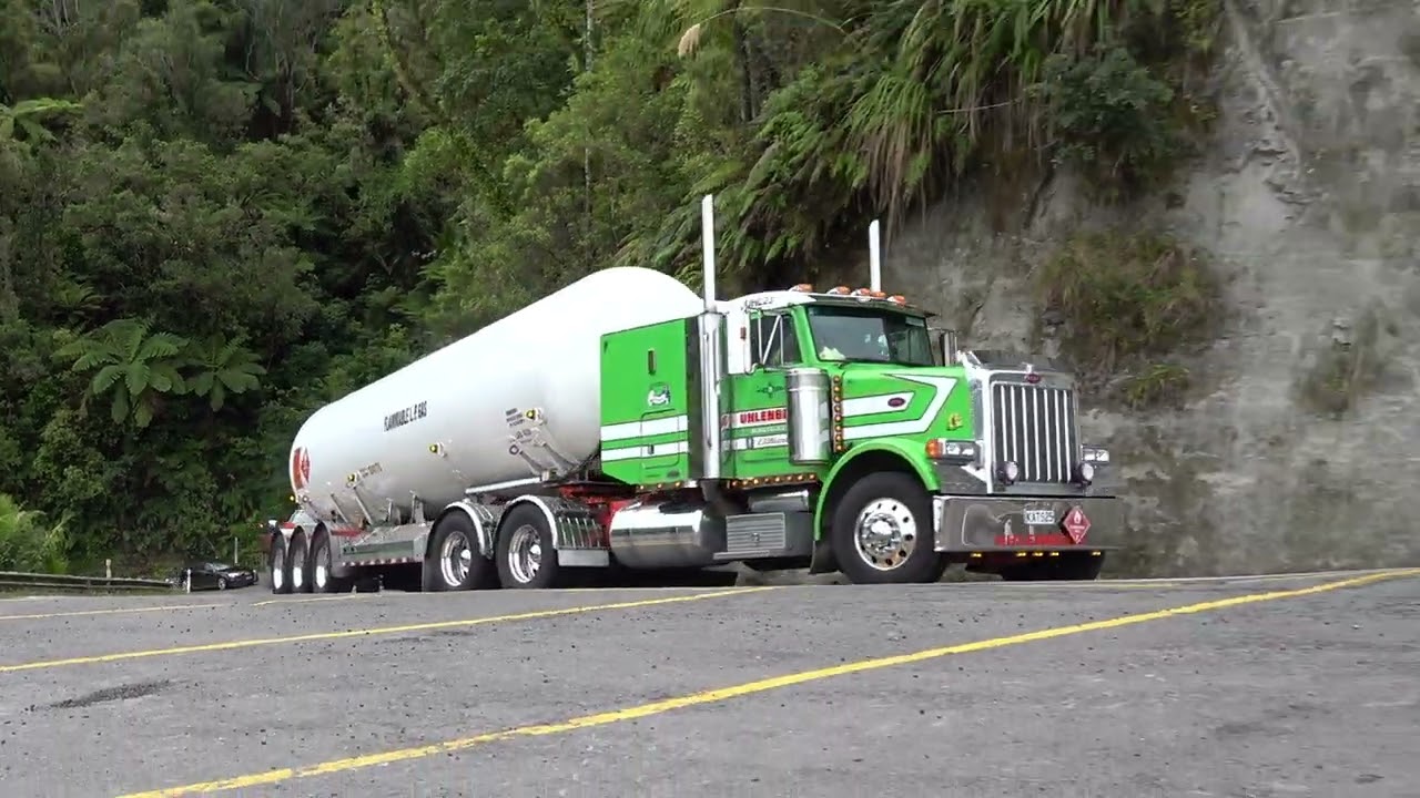 Mt Messenger Trucking late December 2025, part 2