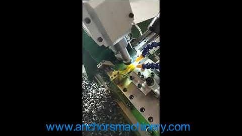 Double servo motor drive high speed high precision thread tapping machine