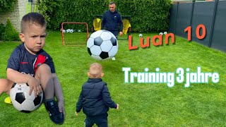 Fussball Training 3 Jahre Alt. Luan 10