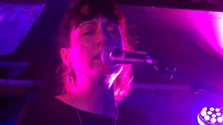 Video thumbnail of ""Wait", Bryde - Paris, Septembre 2018"