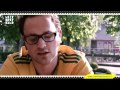 Capture de la vidéo Boekers Maarten Middendorp (Agents After All) En Ruud Peeters (At) Leggen Uit Wat Ze Doen