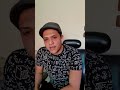 أبو نواس شاعر الخمر دع عنك لومي فإن اللوم إغراء و داوني بالتي كانت هي الداء