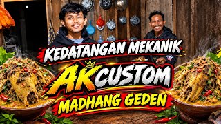 Download lagu INVITING THE MECHANIC TO EAT