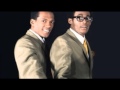 Capture de la vidéo David Ruffin And Eddie Kendricks - Radio Interview (1991) (Part 1/2)