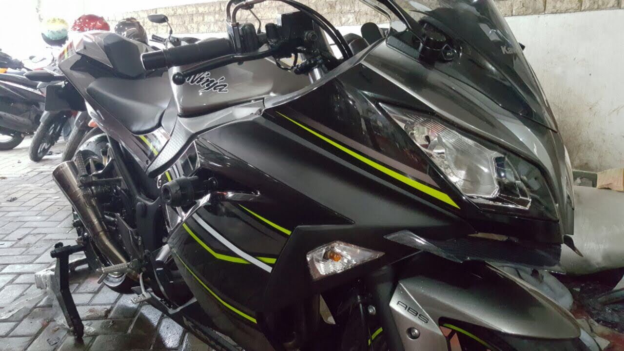 Kawasaki Ninja 250 Fi Cara Pasang Winglet Karbon Youtube