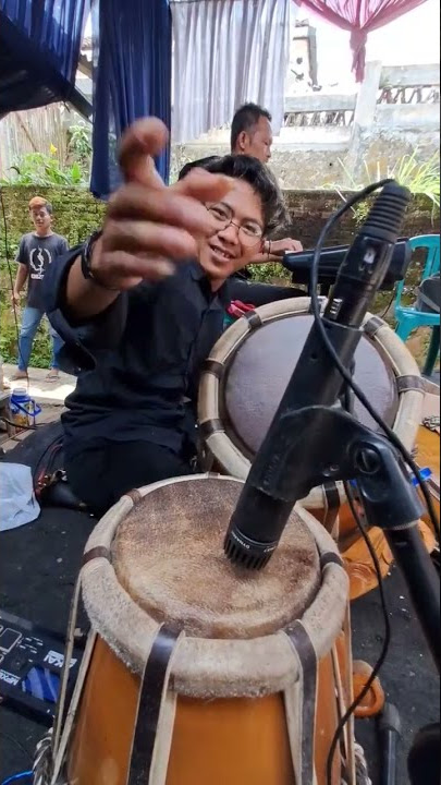 Dangdut kendang rampak Hayang Kawin