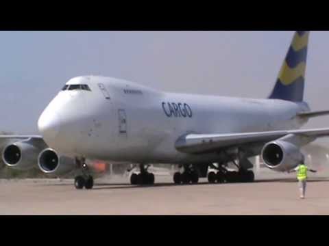 How to park a Boeing 747 in a small space
