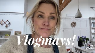 Welcome to “VLOGMAYS” 🥂 Cooking Gardening Walking and Waffling. 🌿