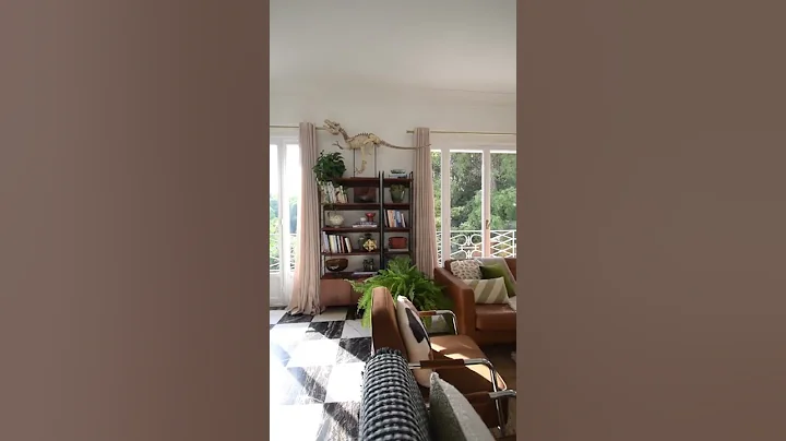 Gorgeous Mid-Century Modern Apartment in the South of France