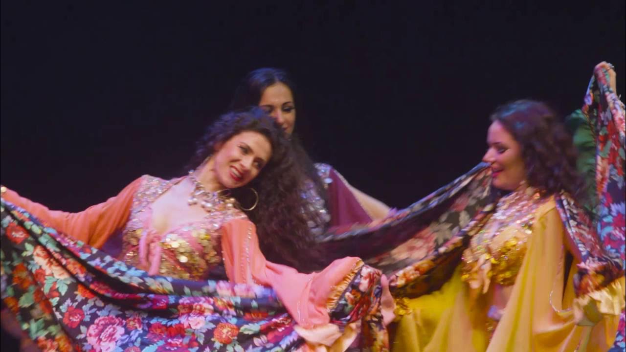 Ручеёк песня цыганская. Саре цыганская песня. Саре цыганская песня. Саре цыганская песня. Саре цыганская песня.