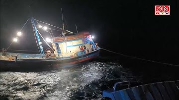 Tàu Cảnh sát biển 6008 cứu kéo tàu cá gặp nạn trên biển