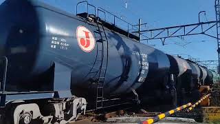 8763レ EH200-19+タキ11B