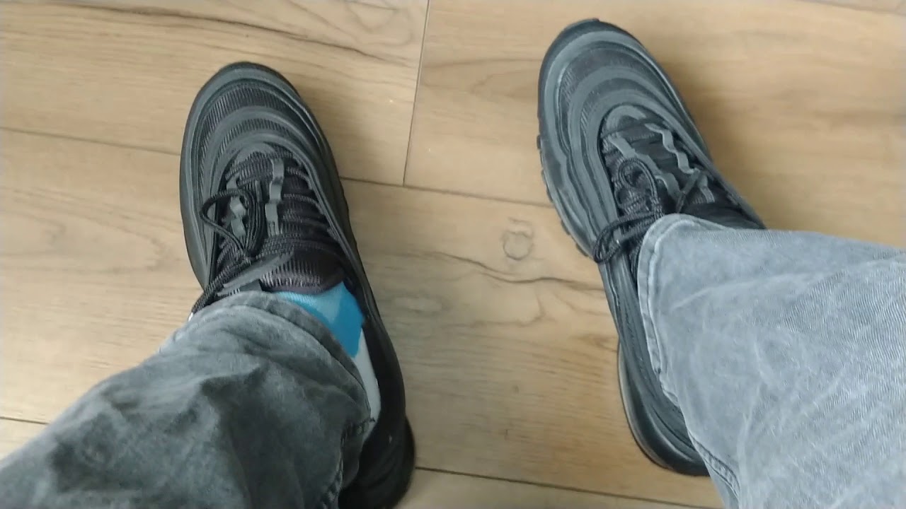 nike 97 triple black