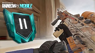 Carrying my Team in Plat Ranked | Rainbow Six Mobile screenshot 5