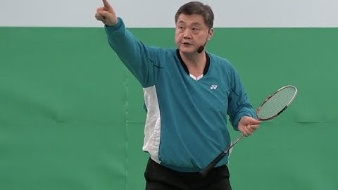 Badminton Footwork Skills-How To Do The Forehand Power Net Kill Step