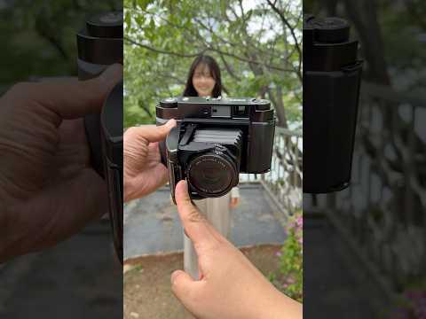 My flying folding film camera📷🪽#filmcamera #camera #portrait #photographer #<strong>fujifilm</strong>