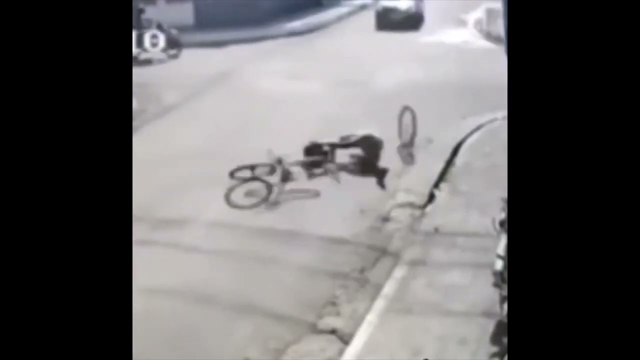 bike crash  but with lego breaking sound effect