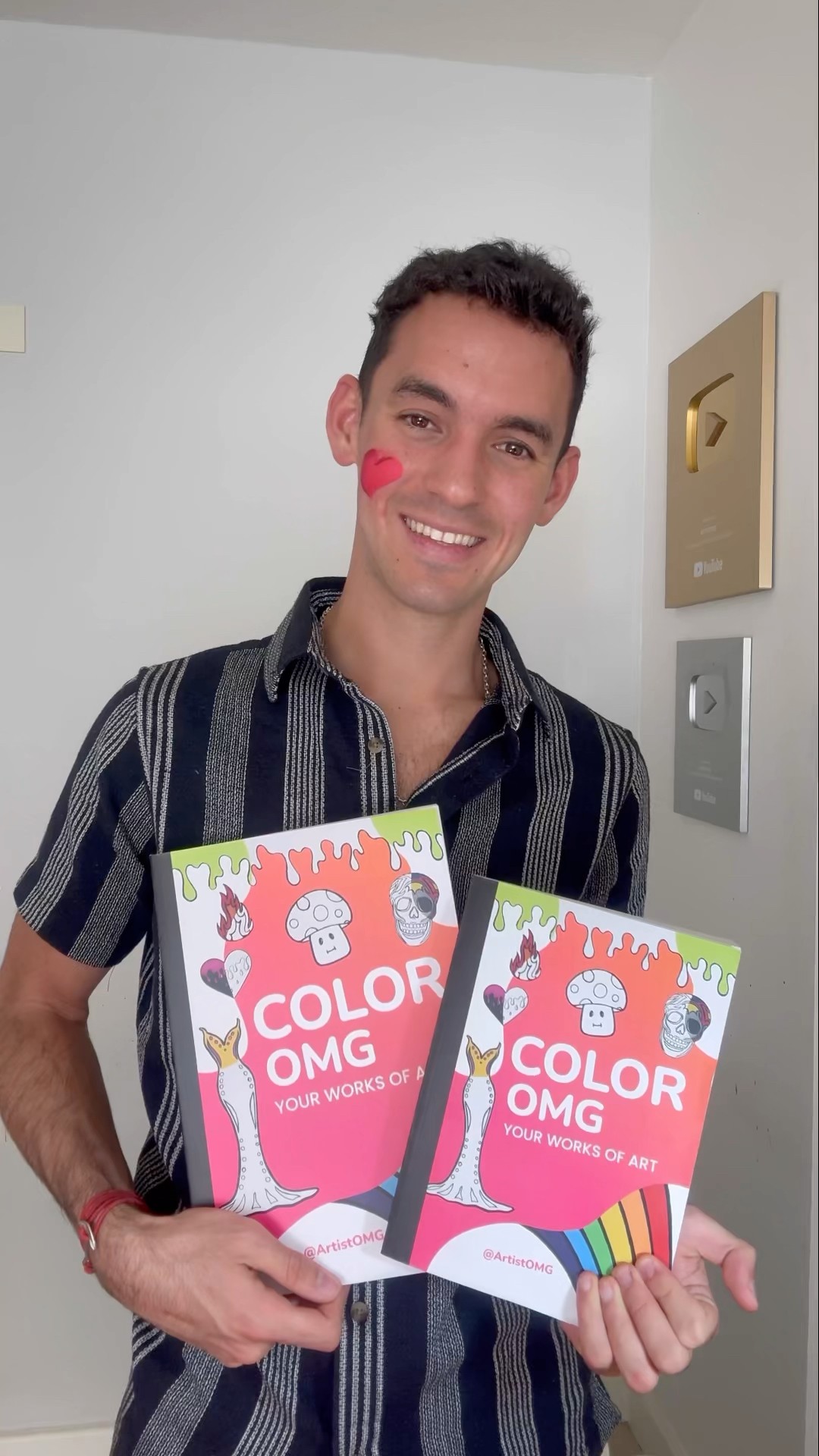Satisfying Coloring Book from ARTISTOMG! ?✨?  #coloringart #artistomg #coloromg
