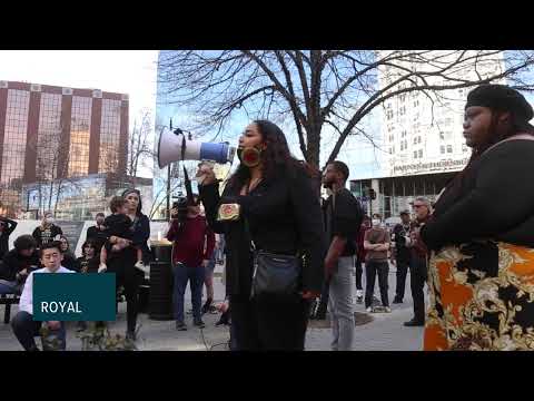 Hundreds march to Grand Rapids City Commission meeting to seek justice for Patrick Lyoya