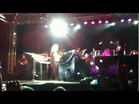 Keys To Imagination | YANNI , 18 Eylül 2011 Istanbul - Sortie Konseri