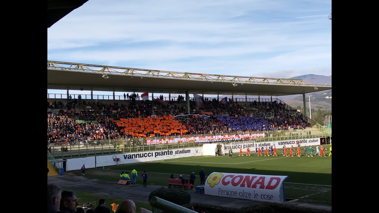 Pistoiese-Piacenza 1-0 Il grande tifo dalla Nord