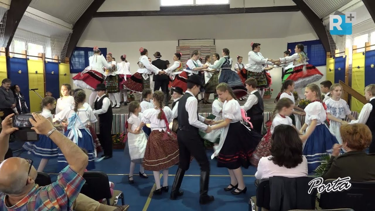 Hagyományőrző néptáncgála Zsámbokon tóalmási és kókai vendégekkel