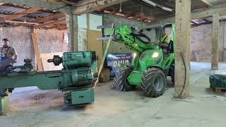 HOW TO MOVE A 3TON HEAVY MACHINERY WITH THE AVANT 860I MINI LOADER - Part 1/2