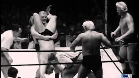 Dick the Bruiser & the Lisowski Brothers vs Verne ...