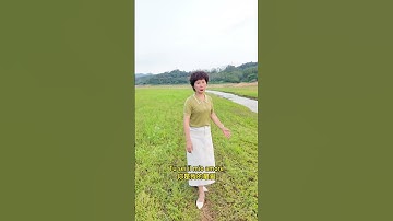 Thumbnail of TChaoshan Auntie's Italian Aria | "Tu vivi nell’aria" English Cover in the Grasslands 🌾🎶
