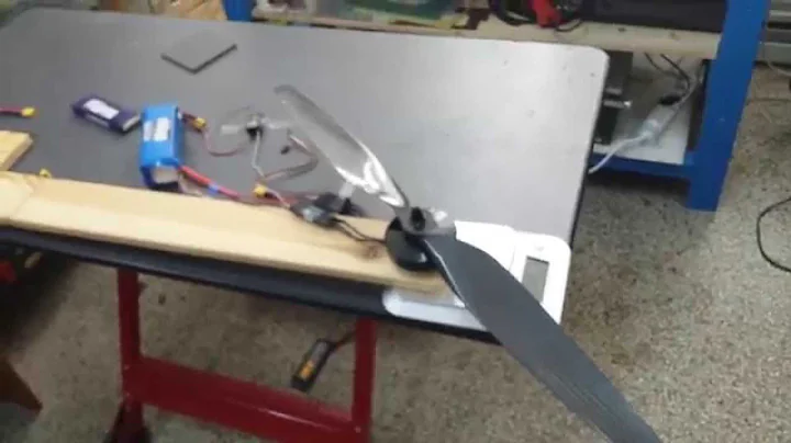 Hobbywing XRotor 40A on Tmotor U8 PRO, 28inch props, benchtest.