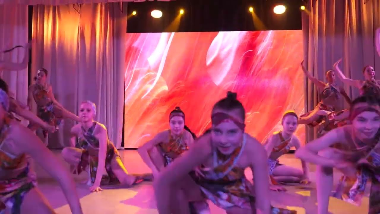 Коллектив современного танца Toffee - Химба