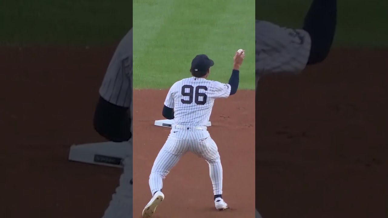 George Lombard Jr. makes a smooth barehanded play off of second base 😮
