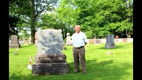 D Combe & Fred  5 Historic tour of St Marks Cemetery