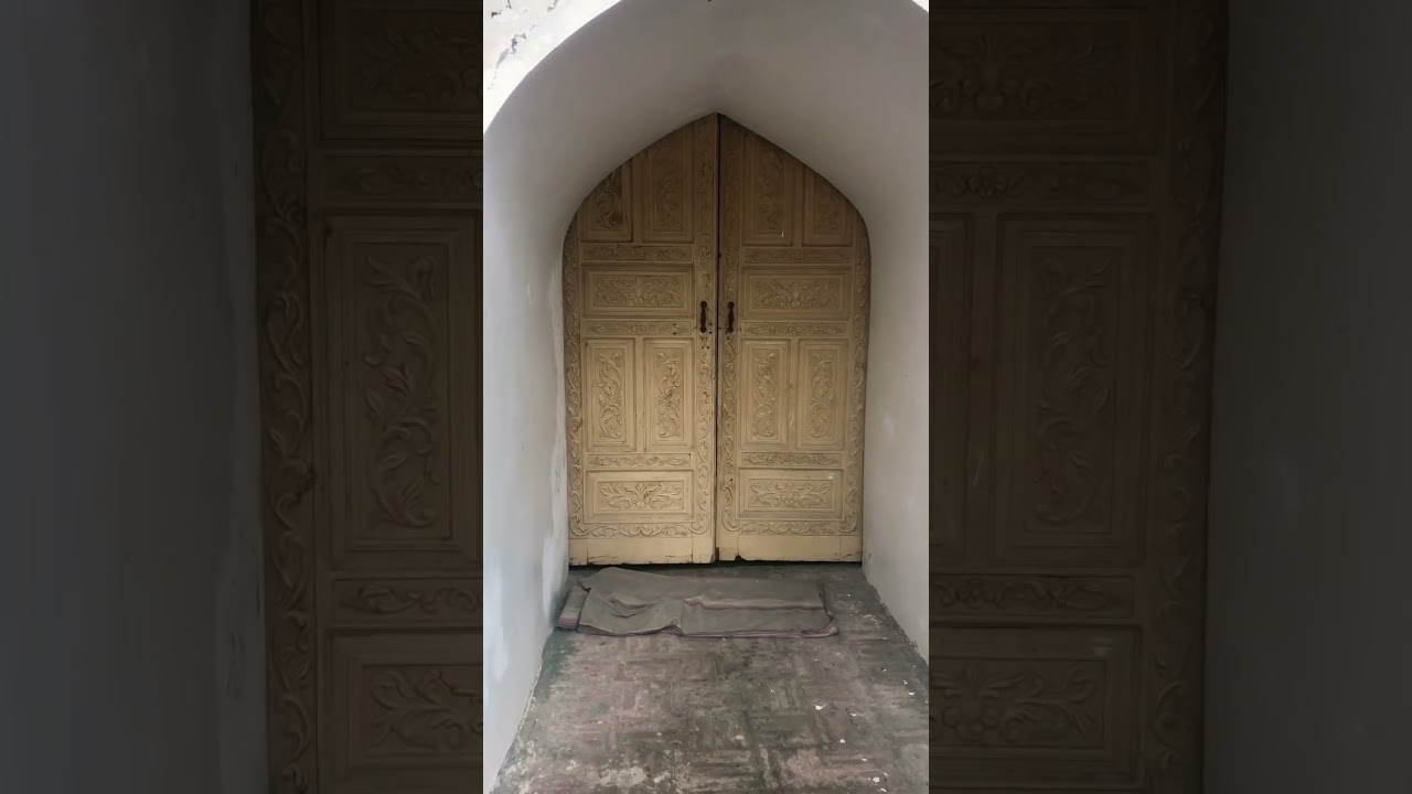 Beautiful Mosque in Northern Pakistan | Sher Shah Suri Mosque in Bhera 