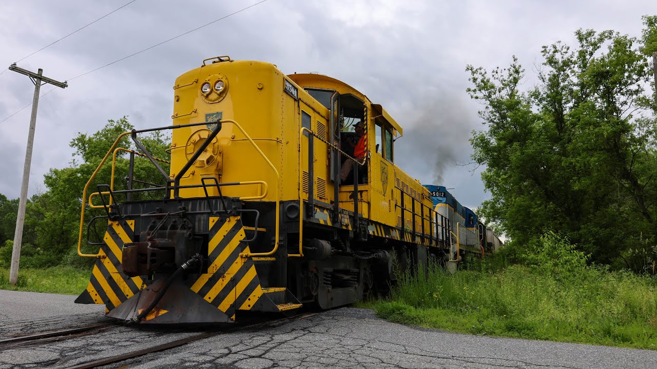 Alcos on the Battenkill railroad
